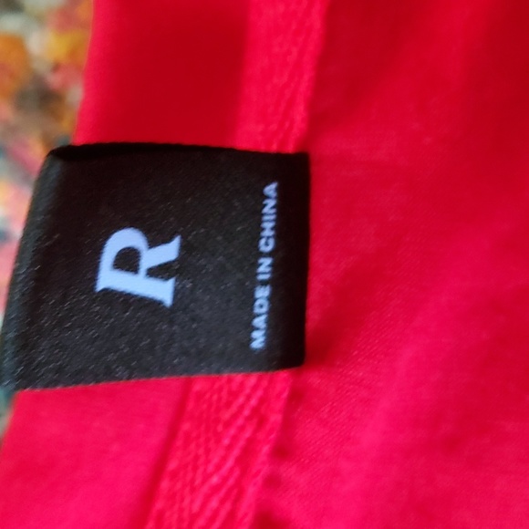 ROMWE graphic tshirt - Picture 4 of 8